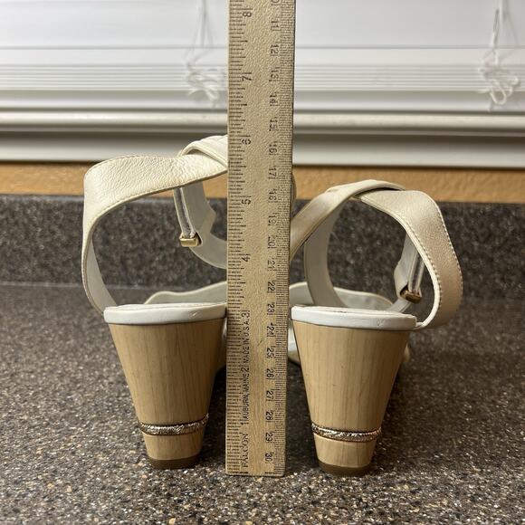 Franco Sarto White Leather Wedge Sandals Women's Size 10 M Open Toe Ankle Straps - Picture 9 of 12